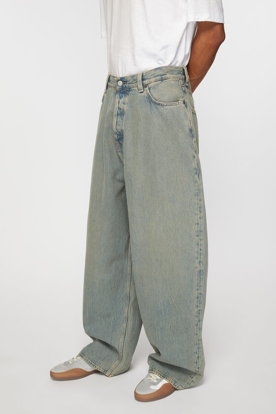 (image for) Distinctive Super baggy fit jeans - 2023M